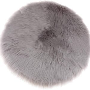 Gray faux fur cup mat