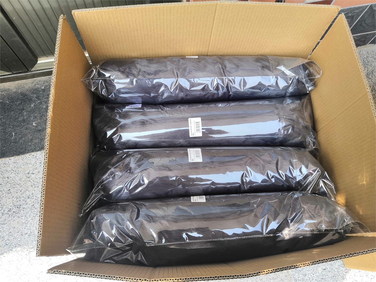Blankets packed in carton for wholesale shipment