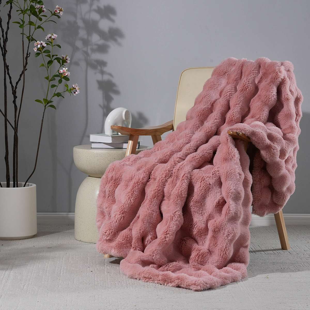 Pink Bubble Faux Fur Throw Blanket, 50x60 — gallery view 2